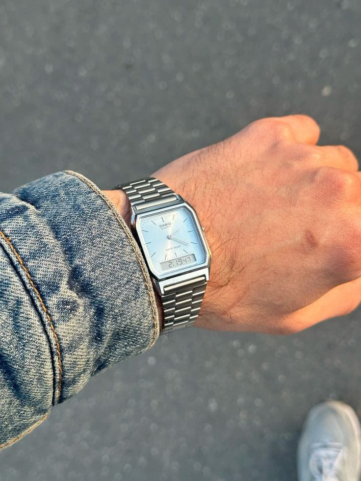 Relógio CASIO  Essential quartzo